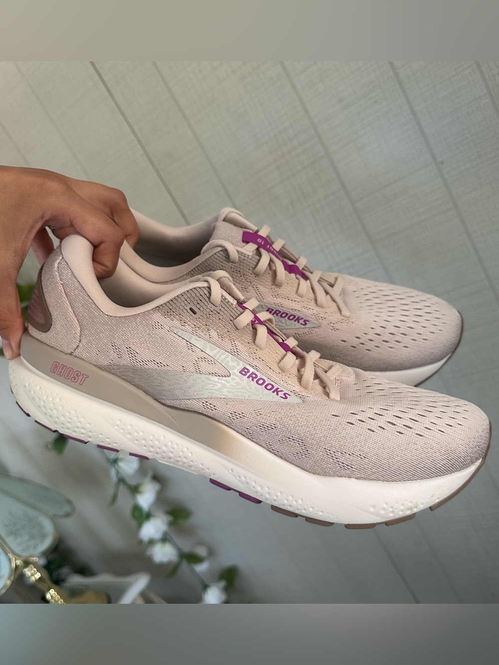 Brooks Ghost 16 Sneakers Almond Peach Coconut Purple Size 11
